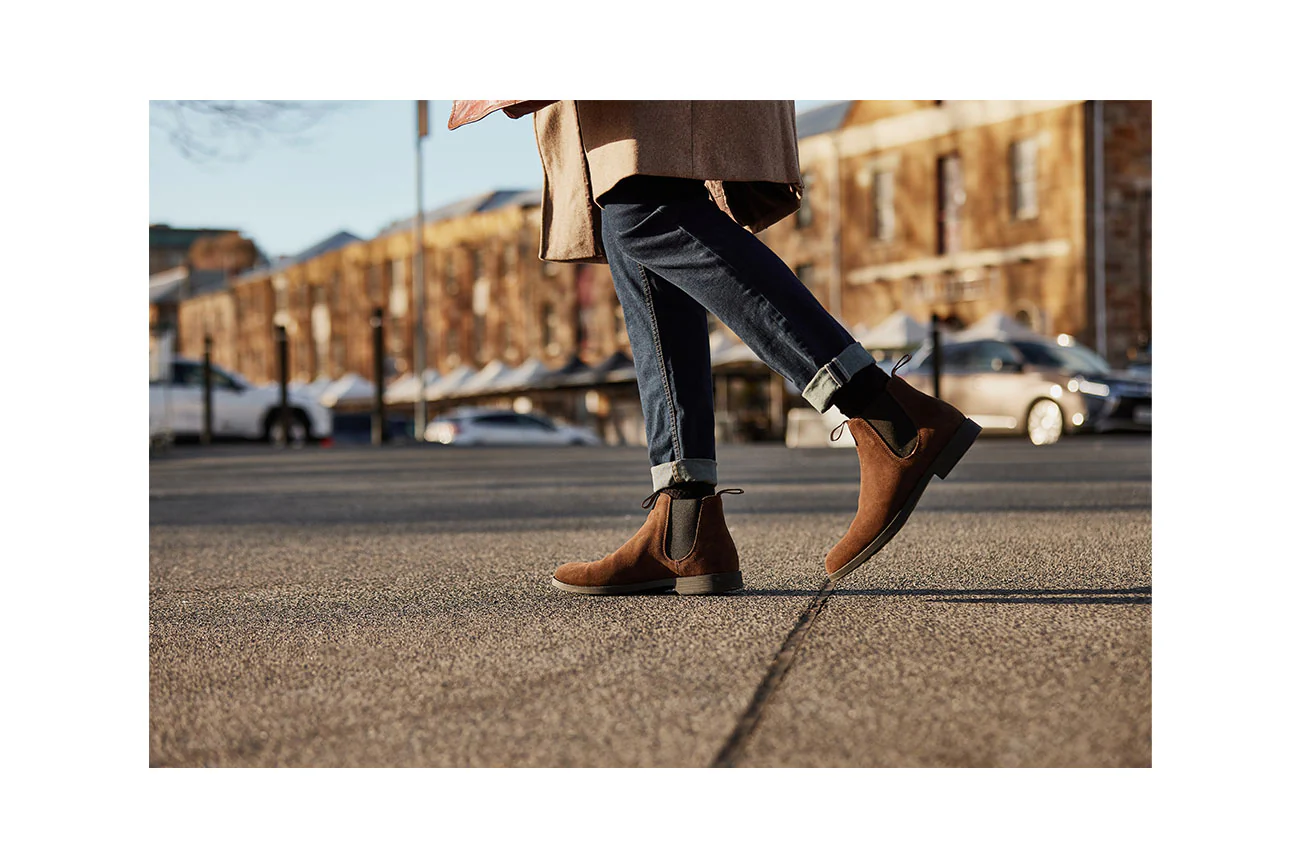 Blundstone #2391 Brown Suede - Image 3