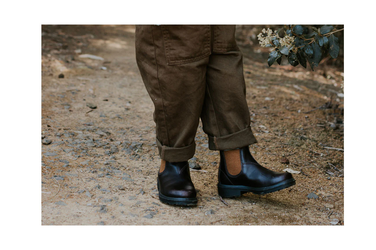 Blundstone #2591 Brown Leather with Toffee Elastic - Image 4